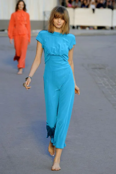 Look 63